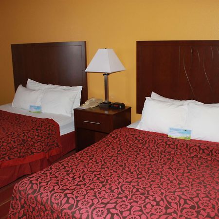 Days Inn By Wyndham Walcott Davenport Buitenkant foto