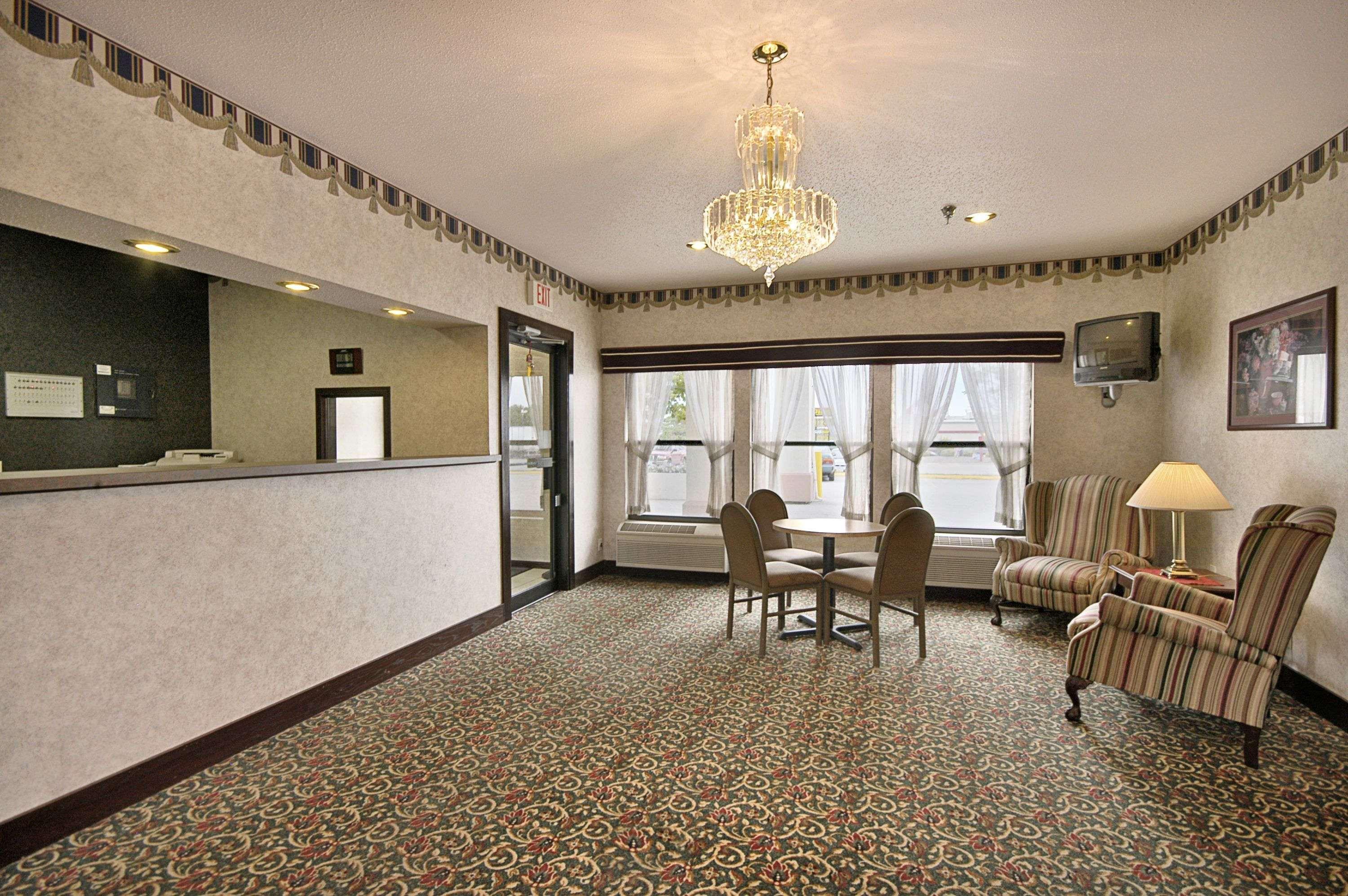 Days Inn By Wyndham Walcott Davenport Buitenkant foto