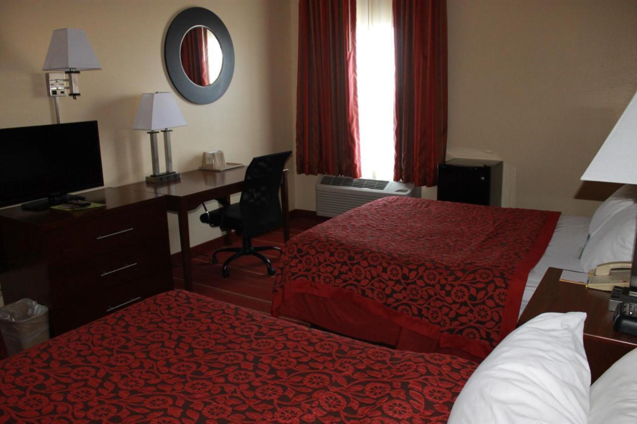 Days Inn By Wyndham Walcott Davenport Buitenkant foto