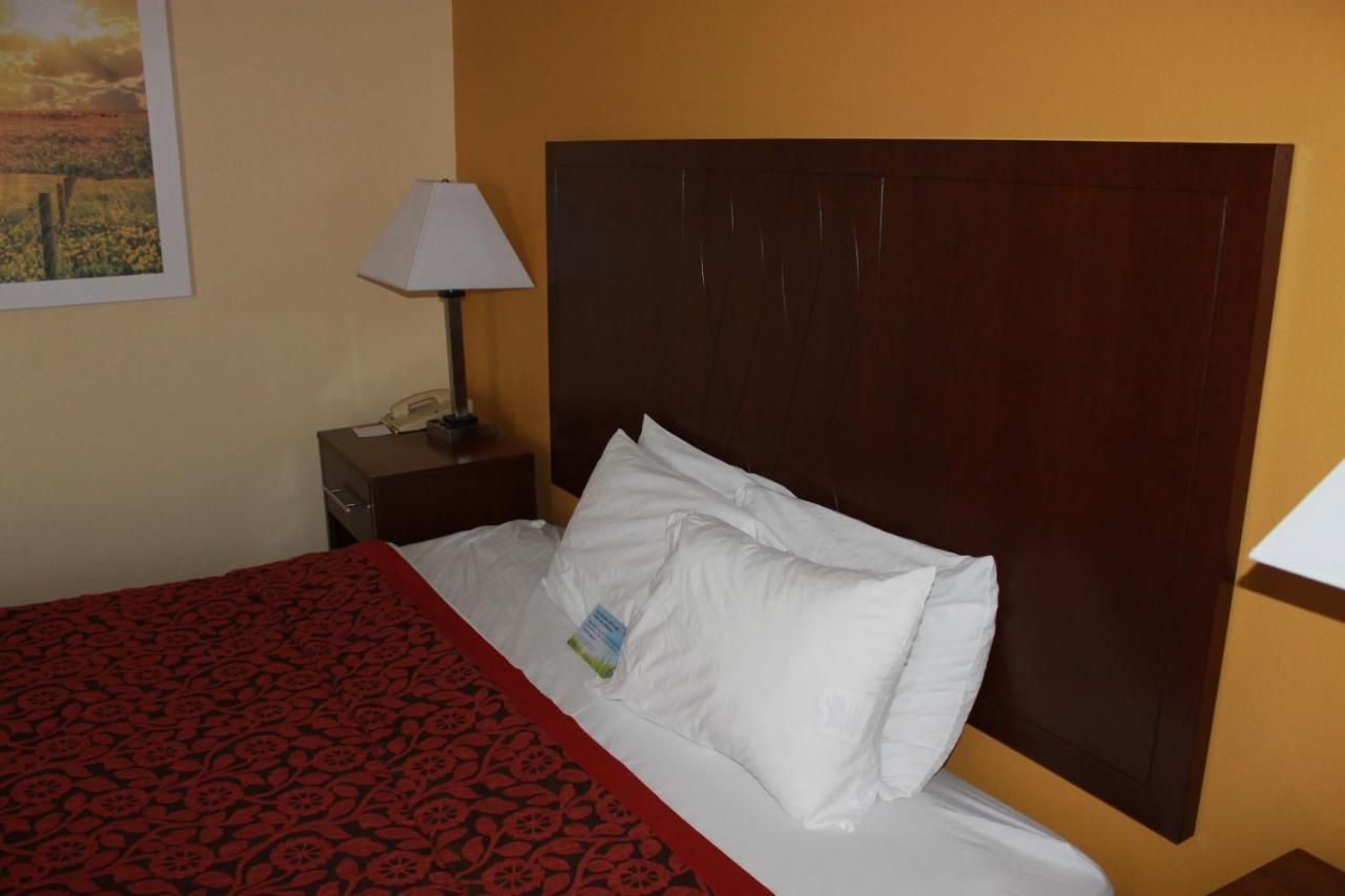 Days Inn By Wyndham Walcott Davenport Buitenkant foto